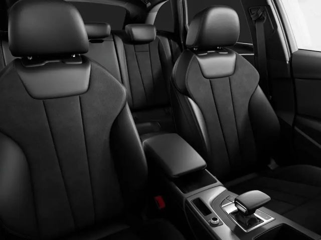 Audi A4 45 TFSI Avant Quattro S-Line