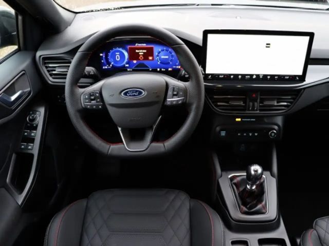 Ford Focus ST Line Wagon