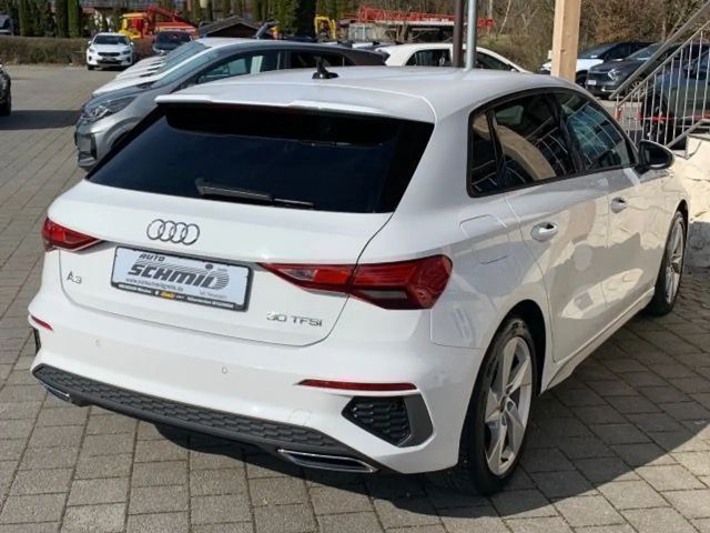 Audi A3 30 TFSI S-Line S-Tronic Sedan