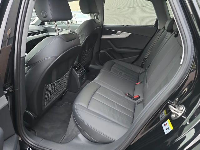 Audi A4 35 TFSI Avant S-Line