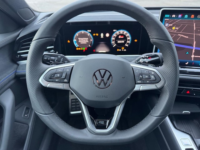 Volkswagen Passat 2.0 TDI DSG IQ.Drive R-Line