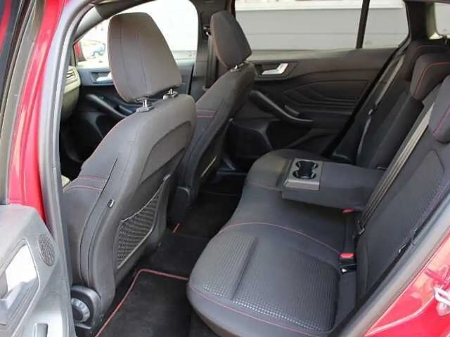 Ford Focus ST Line Wagon