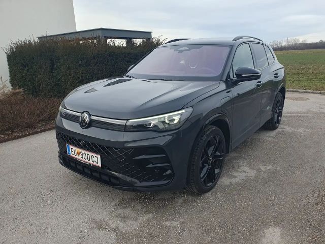 Volkswagen Tiguan R-Line eHybrid