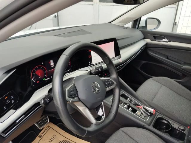 Volkswagen Golf DSG Life Variant