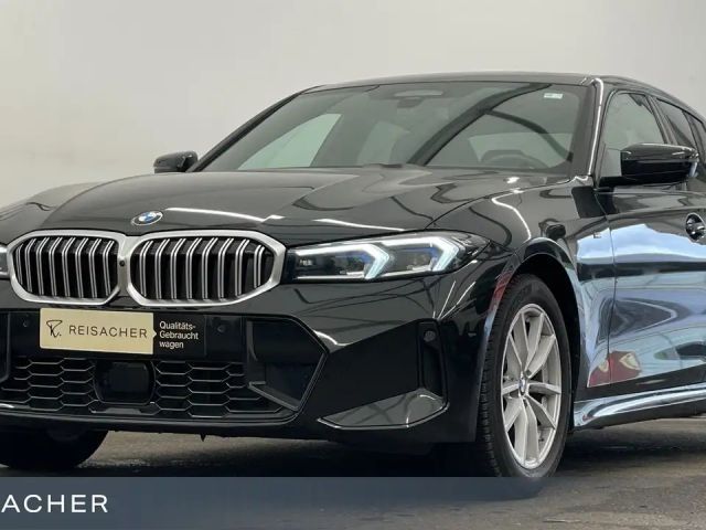 BMW 320 320i M-Sport Sedan