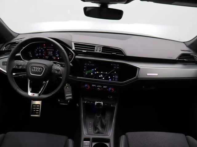 Audi Q3 40 TFSI Quattro S-Line