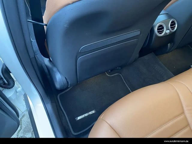 Mercedes-Benz GLC 300 4MATIC AMG Line