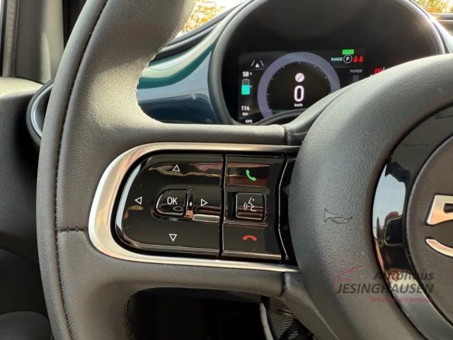 Fiat 500e +Rückfahrkam+PDC+CarPlay+Sitzheizung
