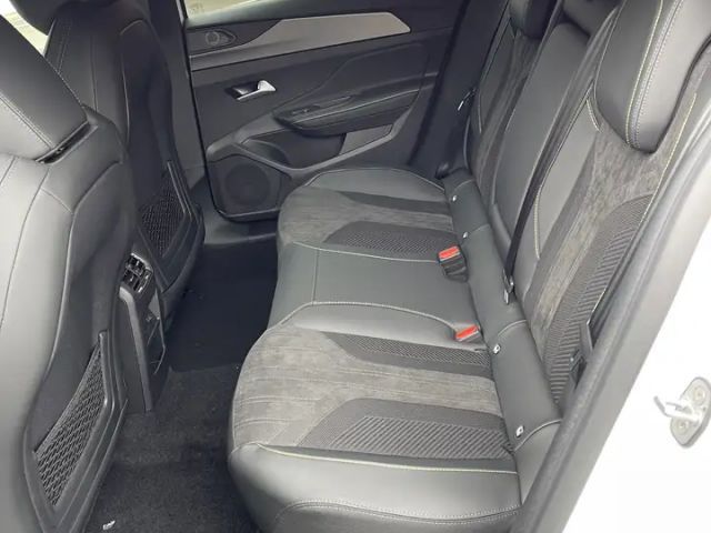 Peugeot 408 GT-Line Hybrid