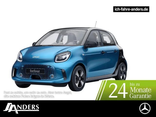 Smart EQ forfour EQ Exclusive+COOL&Media+LED+Kam+Pano+SHZ