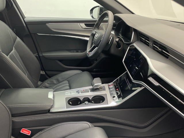 Audi S6 Avant Quattro