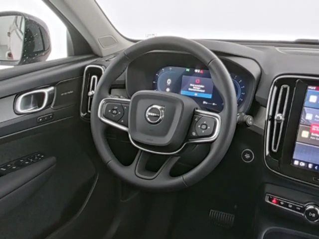 Volvo XC40 Dark Plus