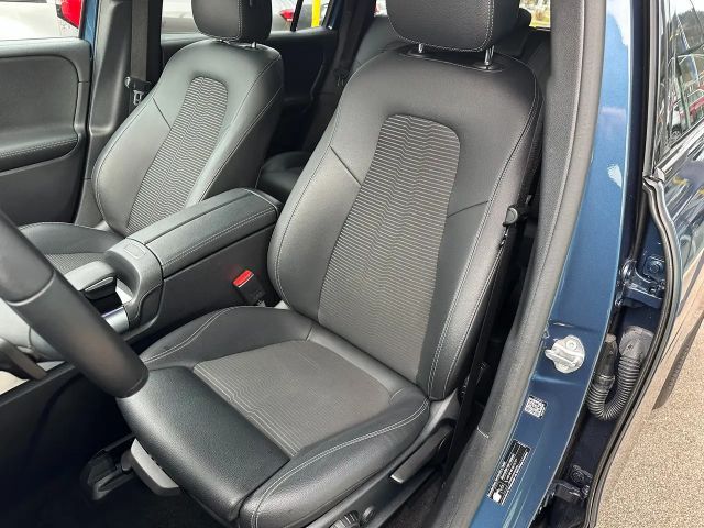 Mercedes-Benz EQB 300 4MATIC