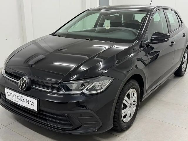 Volkswagen Polo 1,0*8 Fach*Parksensoren*Apple Carplay*Android A...