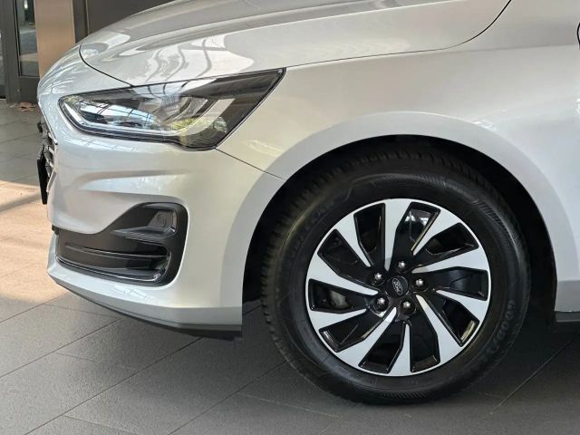 Ford Focus Titanium Wagon