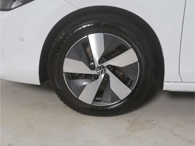 Volkswagen Passat 1.5 eTSI Business DSG