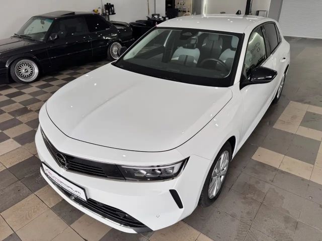 Opel Astra Elegance