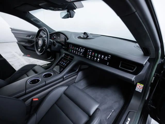 Porsche Taycan S Sport Turismo Turbo