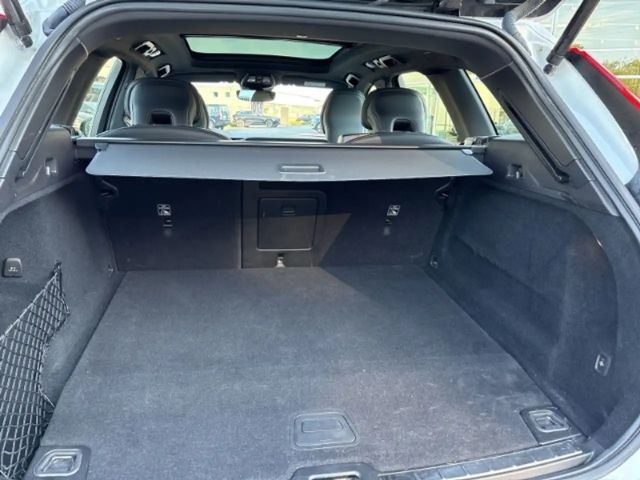 Volvo XC60 R-Design T6