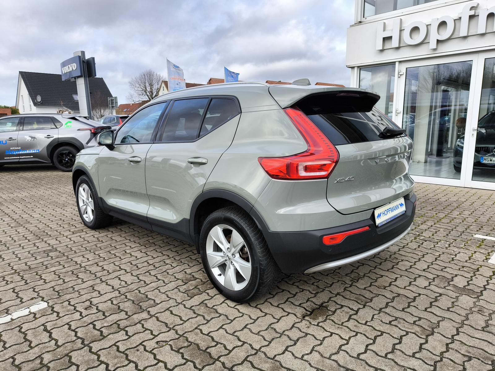 Volvo XC40 B3 Benzin ACC / BLIS / AHK