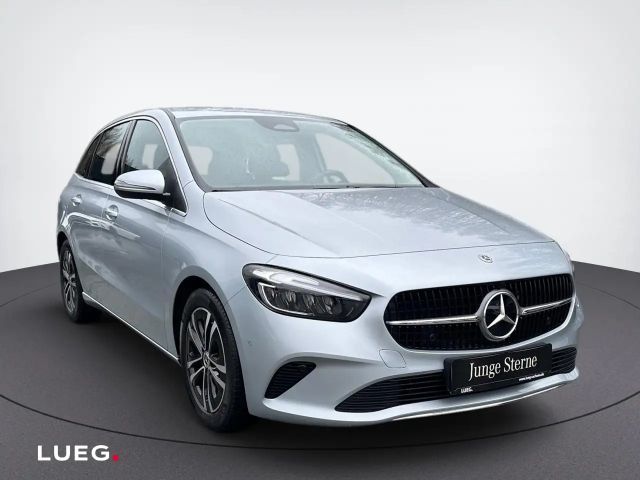 Mercedes-Benz B 200 Progressive Sedan