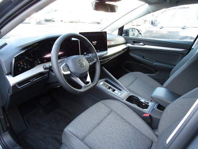 Volkswagen Golf 1.5 eTSI DSG