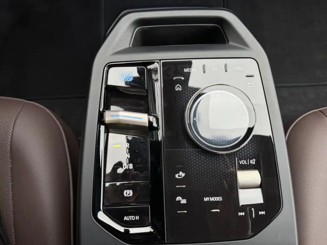 BMW iX xDrive40