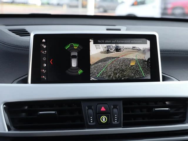 BMW X1 Sport Line sDrive18i