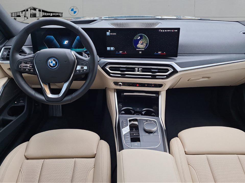BMW 330 330e Touring xDrive