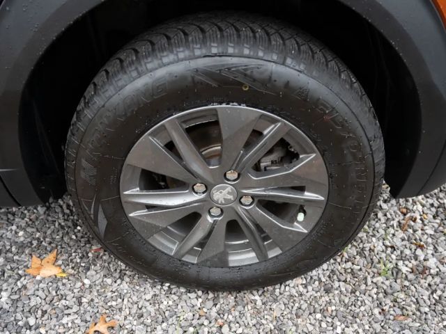 Peugeot E-2008 Active Pack