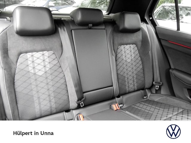 Volkswagen Golf 1.5 eTSI Golf VIII R-Line