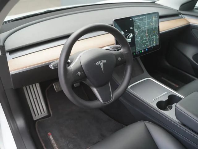 Tesla Model 3 AWD Long Range