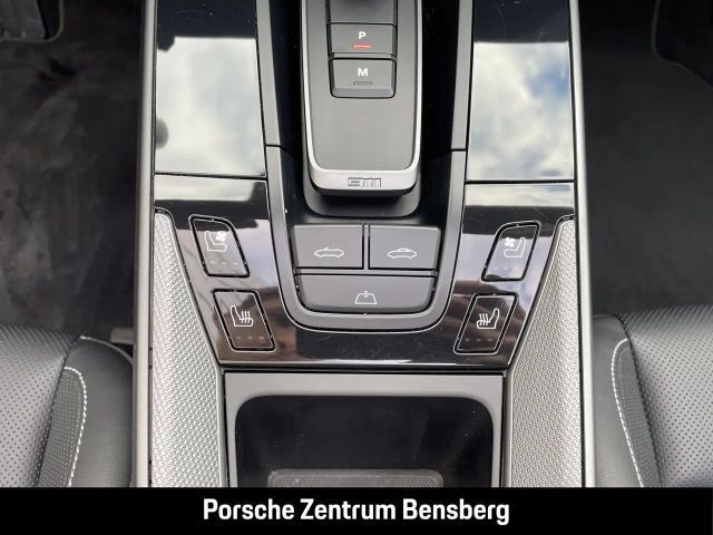 Porsche 992 Cabrio Carrera S