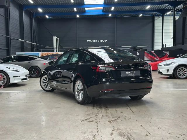 Tesla Model 3 AWD Long Range