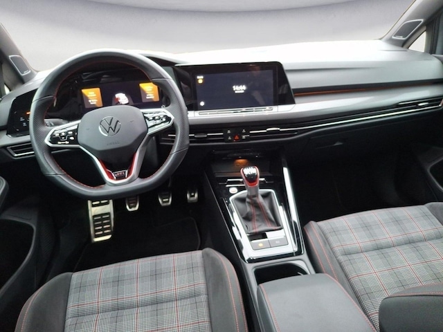 Volkswagen Golf 2.0 TSI GTI