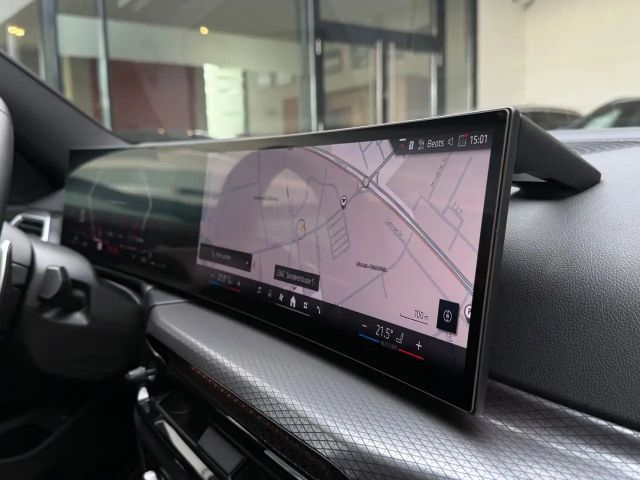 BMW 320 320d M-Sport Touring