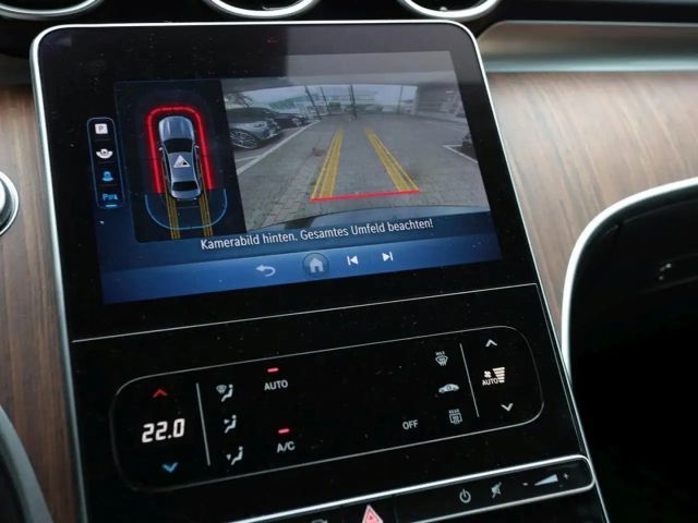 Mercedes-Benz C 200 AVANTGARDE C 200 d Sedan