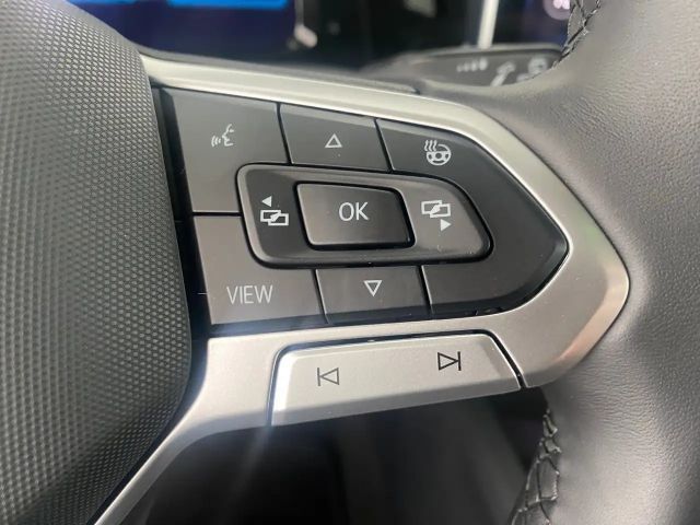 Volkswagen Golf Business DSG Variant