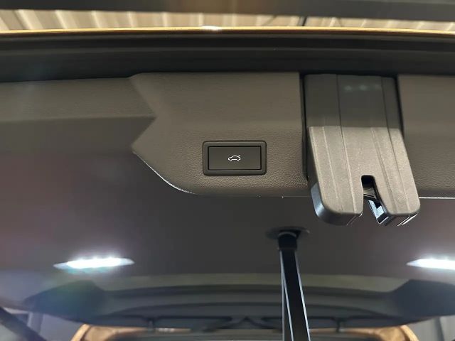 Volkswagen Multivan Style T7