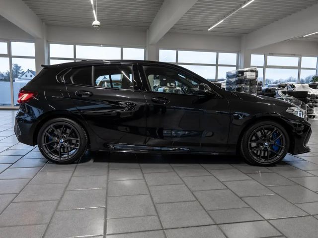 BMW 135 135i Sedan xDrive