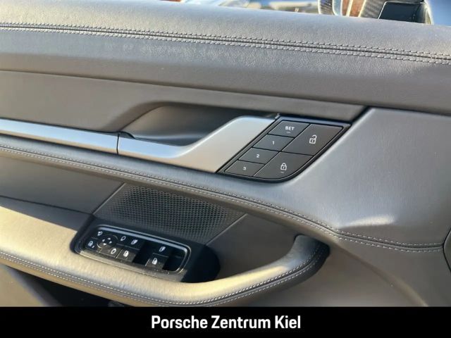 Porsche Taycan Cross Turismo Turbo