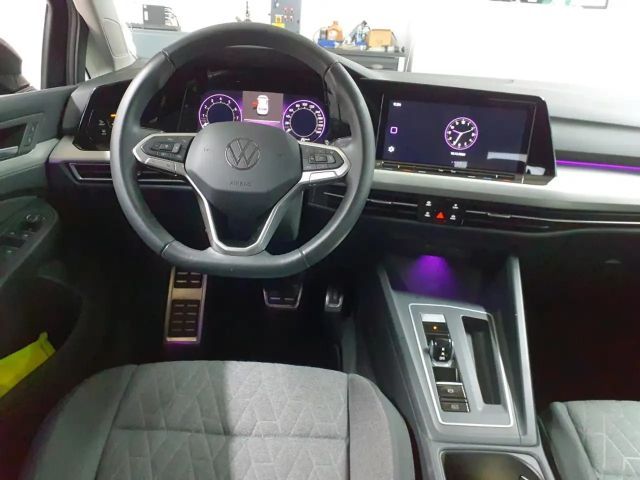 Volkswagen Golf 1.5 eTSI DSG Move