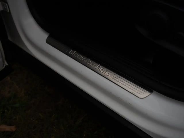 Mercedes-Benz GLB 250 4MATIC