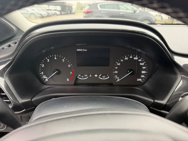 Ford Puma EcoBoost Titanium