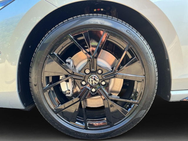 Volkswagen Passat 2.0 TDI R-Line Variant