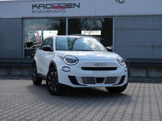 Fiat 600e Hybrid 1.2 DCT Sonderedition Navi Kamera SHZ