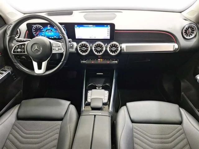 Mercedes-Benz EQB 300 4MATIC