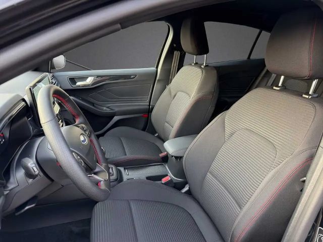 Ford Focus ST Line