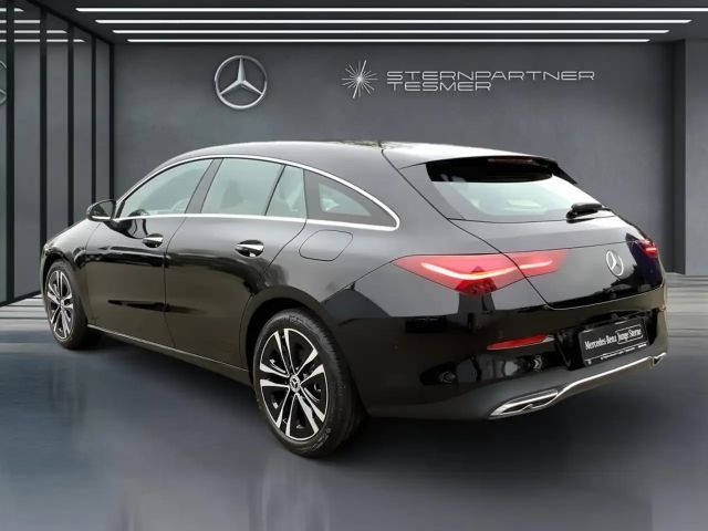 Mercedes-Benz CLA 180 Shooting Brake