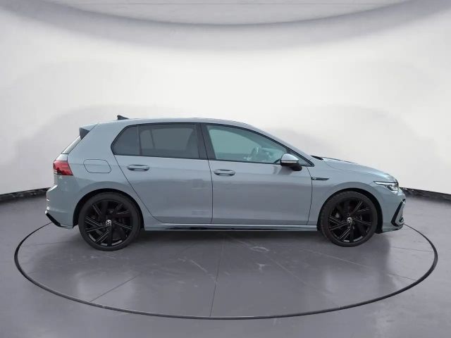 Volkswagen Golf 1.5 TSI R-Line